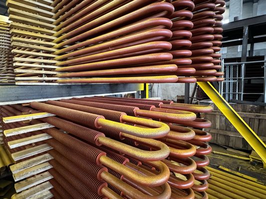 12.7-18mm Temel boru O.D. Spiral Fin Tube Ekstrüde Düzme Boyalı